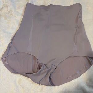 High-Waist Shaping Briefs in Beige